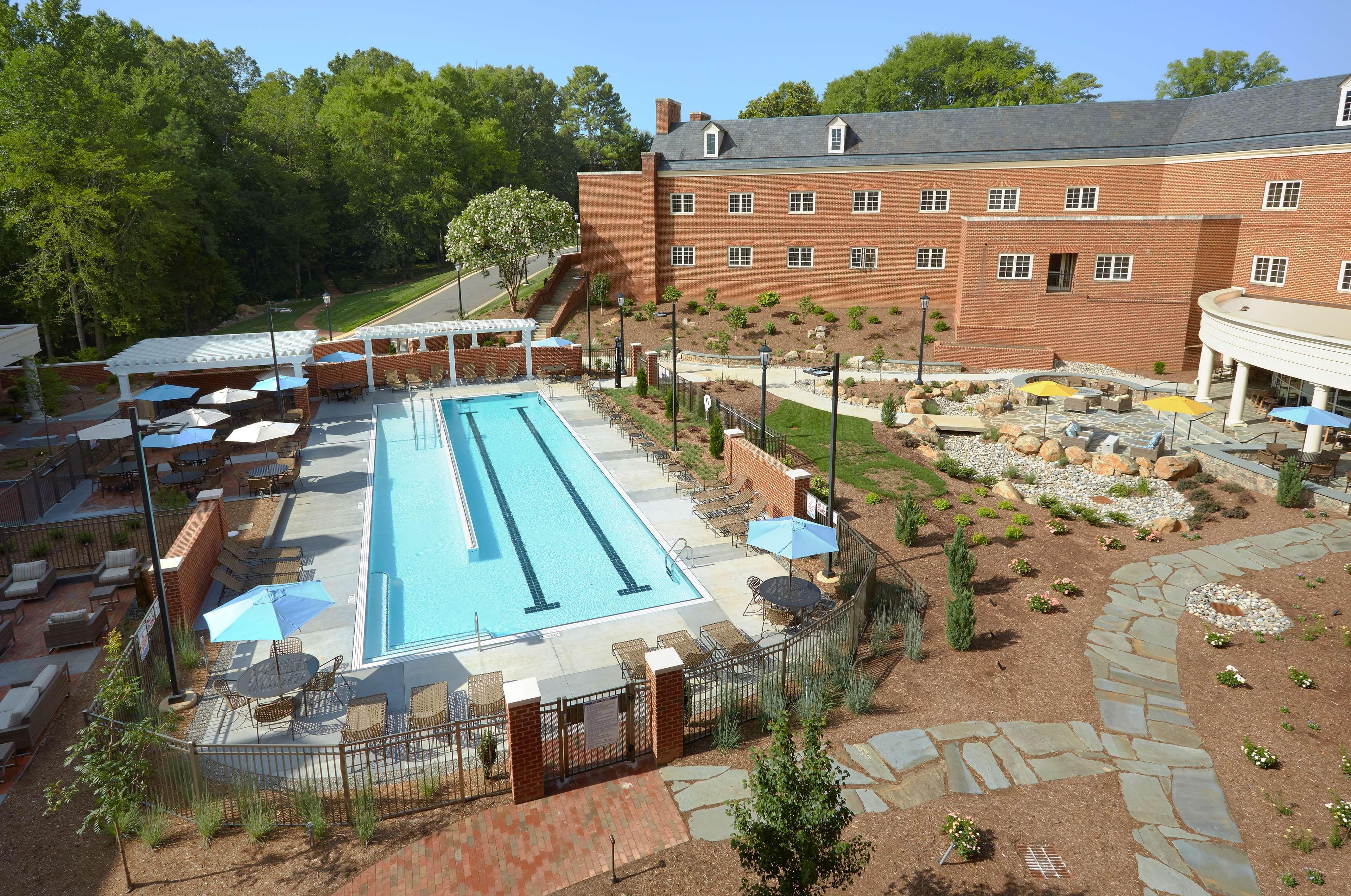 Rizzo Center, A Destination By Hyatt Hotel Chapel Hill Exterior foto